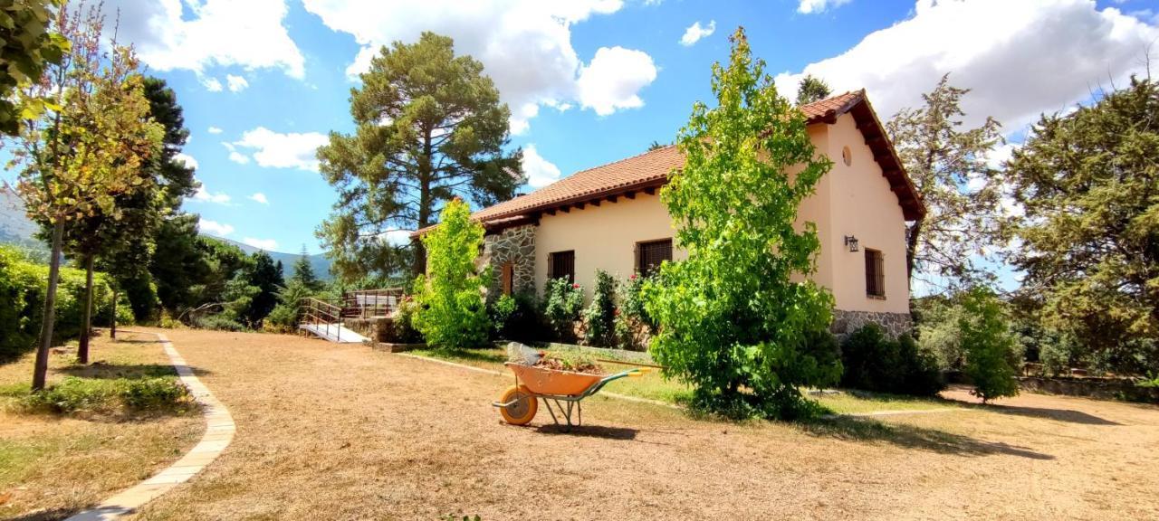Casa Rural El Pinar Villa Navas de Riofrio Exteriör bild